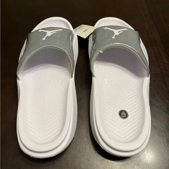 New Nike Air Jordan Slides Sandals Gray White Size US 11 - Picture 9 of 13